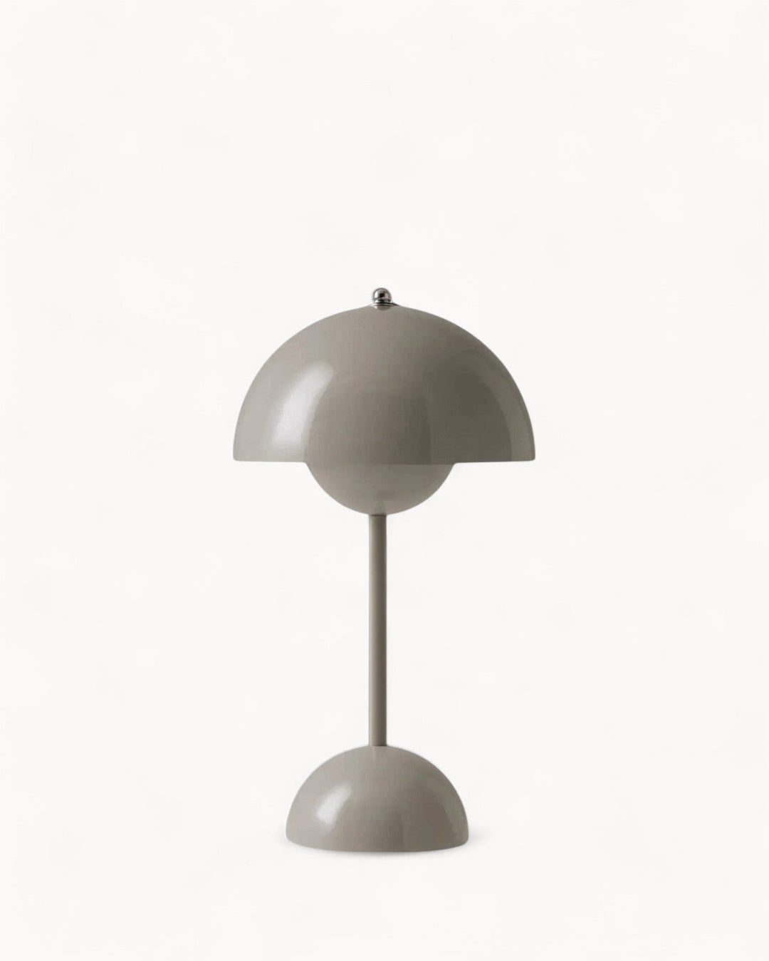 Timeless Metal Floor Lamp 0